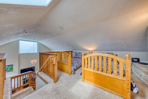 Train Depot Duplex (#1 and #2) image 17