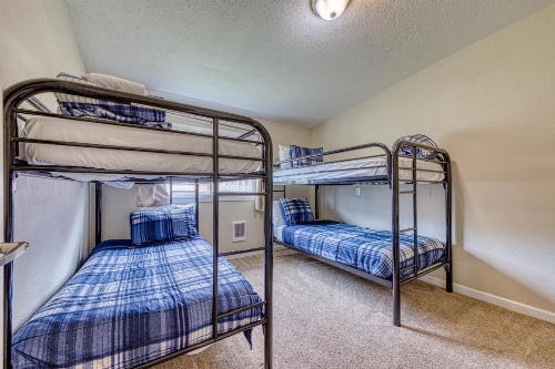 Train Depot Duplex (#1 and #2) image 18