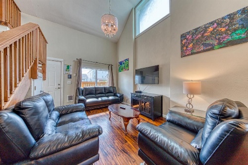 Train Depot Duplex (#1 and #2) image 21