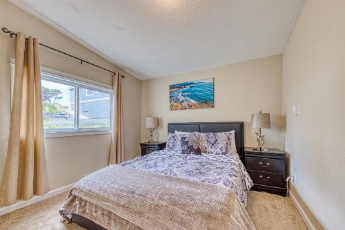 Train Depot Duplex (#1 and #2) image 22