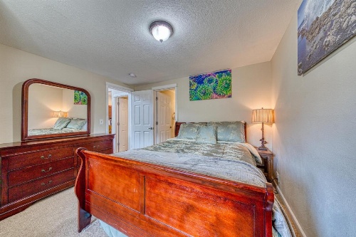 Train Depot Duplex (#1 and #2) image 26