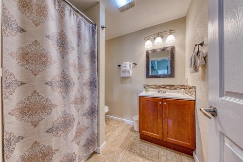 Train Depot Duplex (#1 and #2) image 8